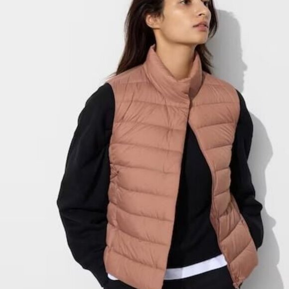 New UNIQLO Ultra Light Down Vest Water Repellent Pink Rose XS - Picture 1 of 5